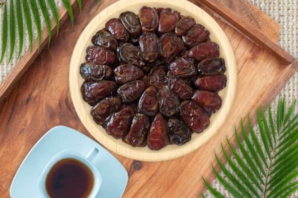 تصویر 1 از خرید خرما صادراتی کبکاب + قیمت عالی باکیفیت